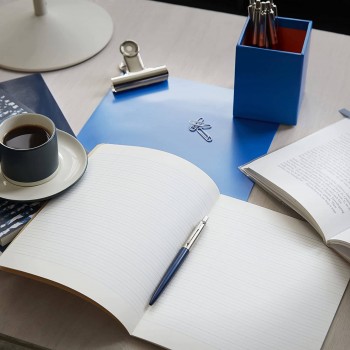 Parker Jotter Royal Blue CT tušinuko ir pieštukų rinkinys metalinėje dėžutėje Parker Jotter Royal Blue CT tušinuko ir pieštukų rinkinys metalinėje dėžutėje